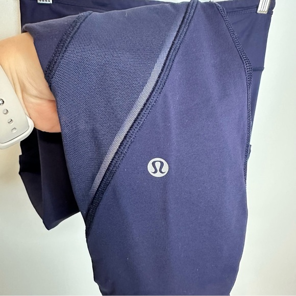 Lululemon Navy Blue Sheer Panel Reflective Ankle Leggings Sz 8 Yoga Fitness - Picture 12 of 13